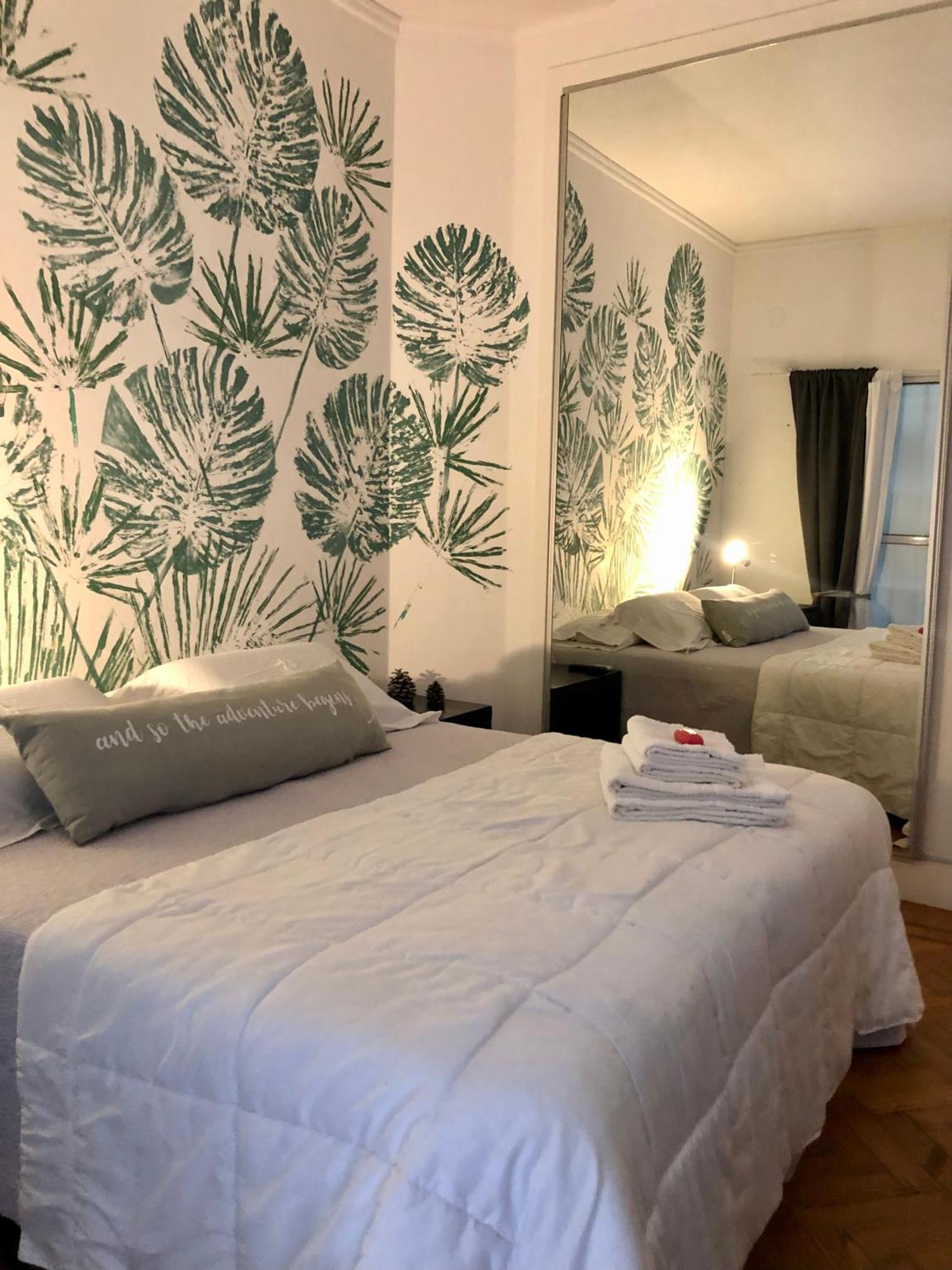 Bed and Breakfast Cool Clima Olivos Exterior foto