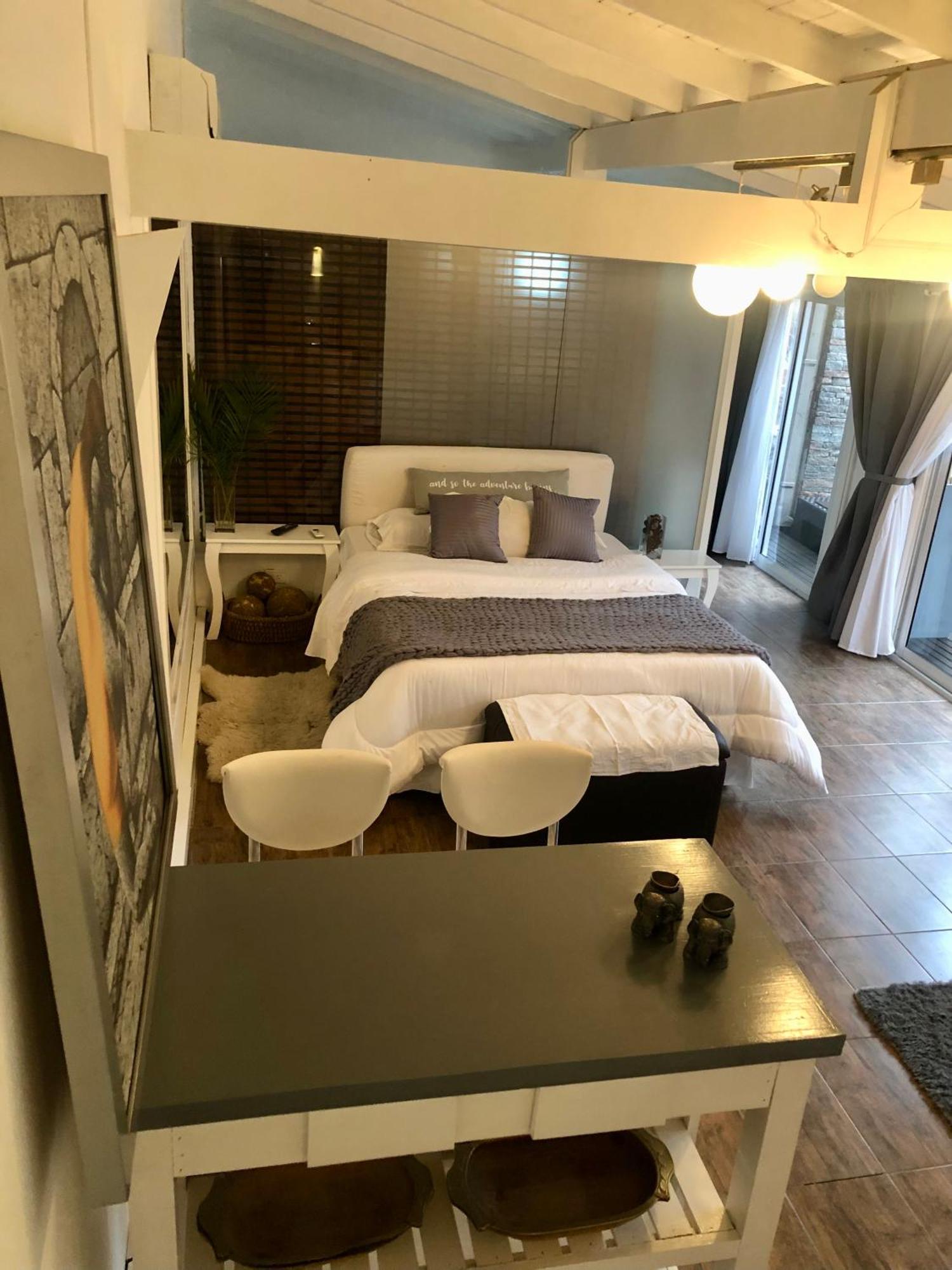 Bed and Breakfast Cool Clima Olivos Exterior foto