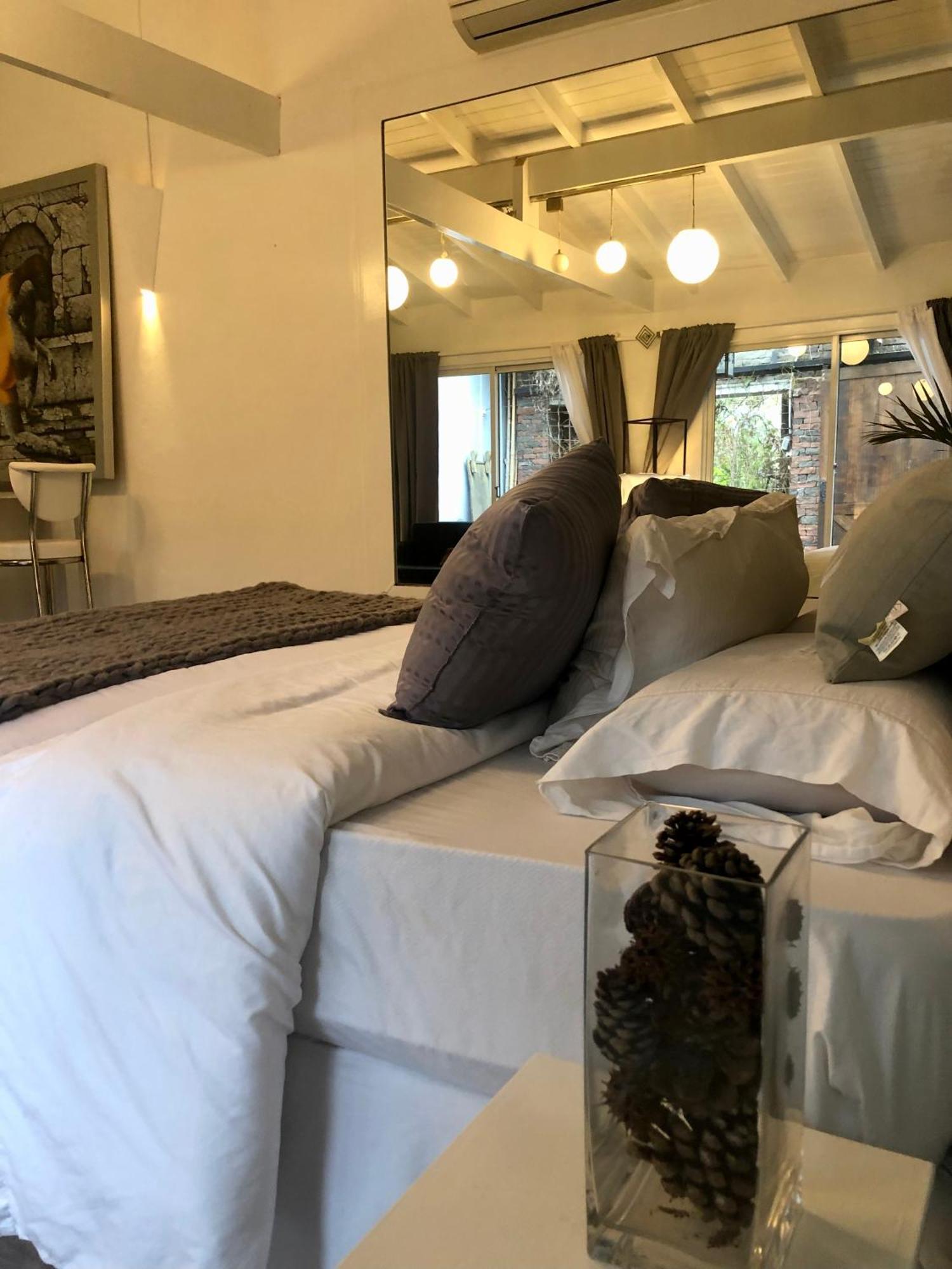 Bed and Breakfast Cool Clima Olivos Exterior foto