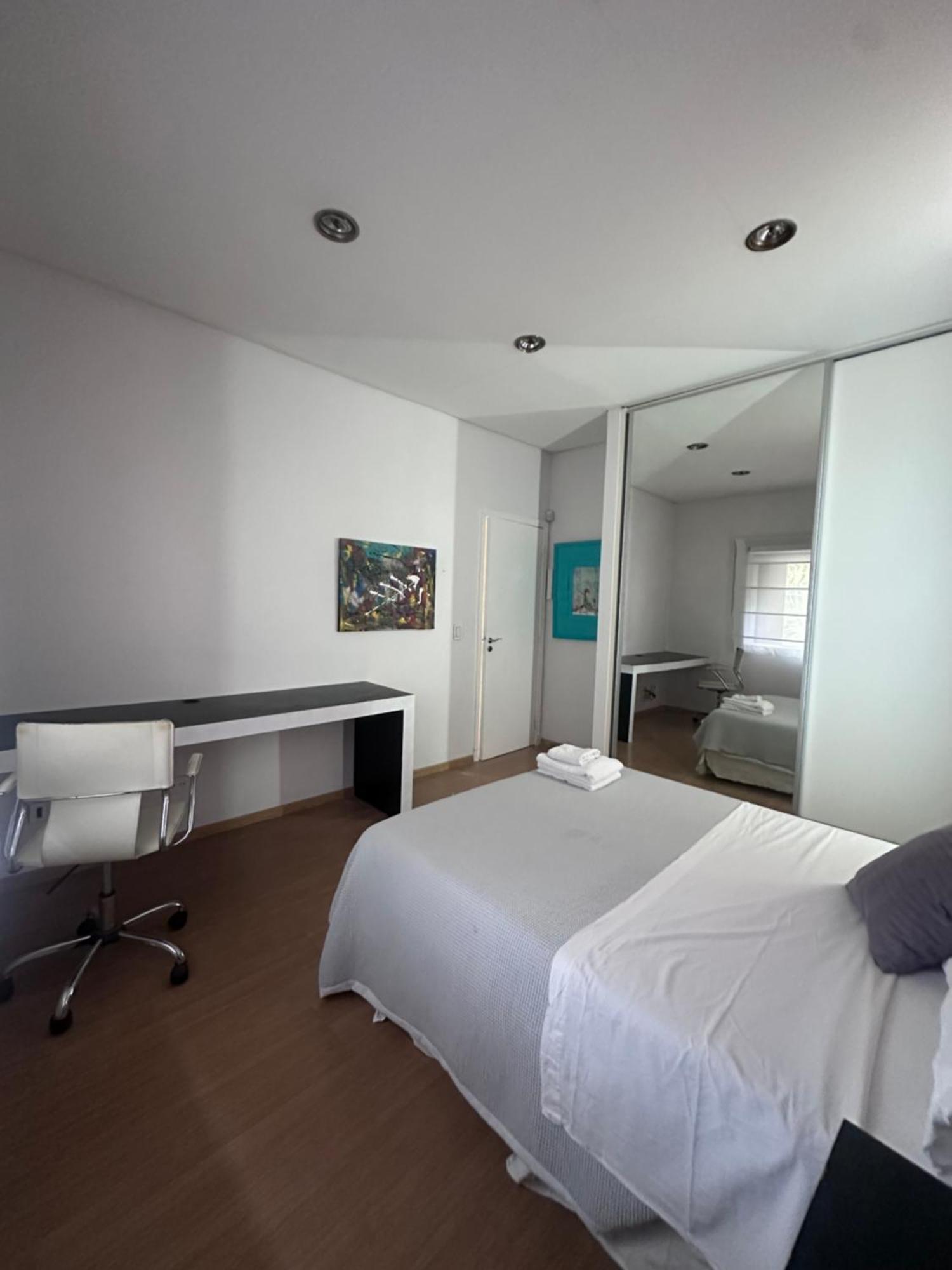 Bed and Breakfast Cool Clima Olivos Exterior foto
