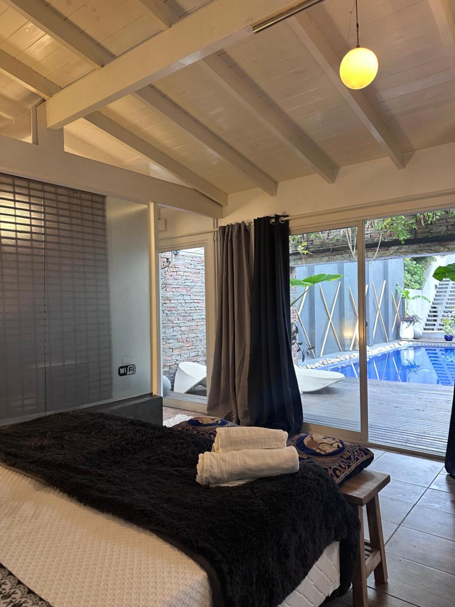Bed and Breakfast Cool Clima Olivos Exterior foto