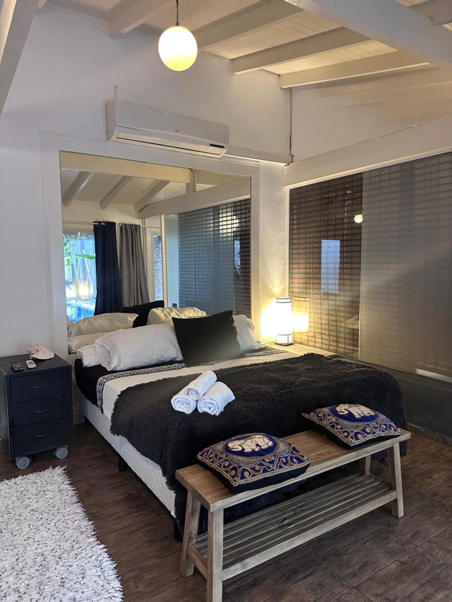 Bed and Breakfast Cool Clima Olivos Exterior foto